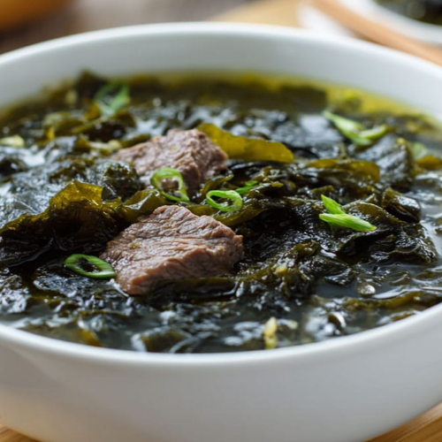K-2 ແກງສາຫຼ່າຍ Seaweed Soup  미역국